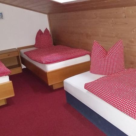 Haus Arnika Appartement Lermoos Buitenkant foto